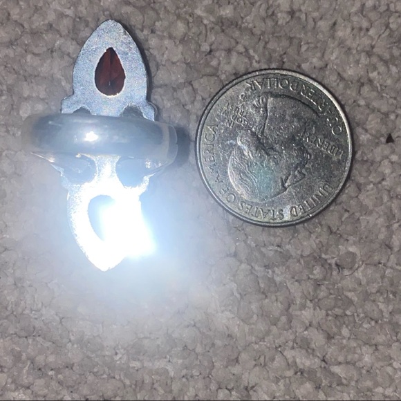 Sale * Topaz handcrafted Renaissance ring - Picture 6 of 9